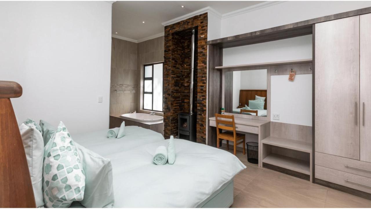 Sandune Game Lodge Gobabis Eksteriør billede